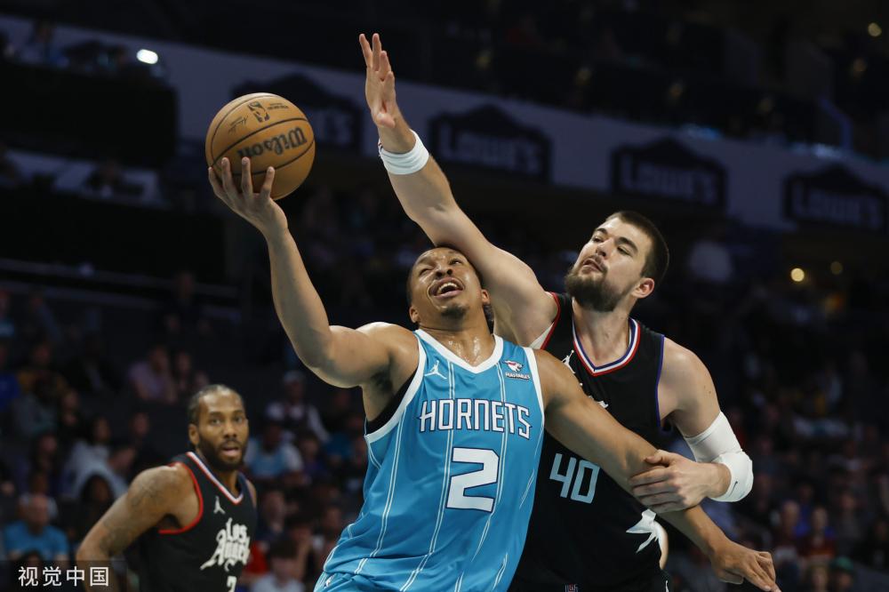 踢到40岁 踢到40岁