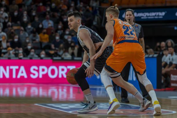 中的表现 中的表现