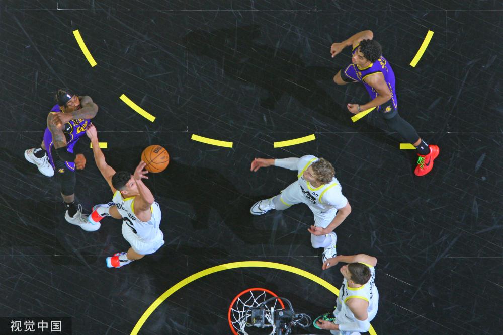 某队在前三 某队在前三